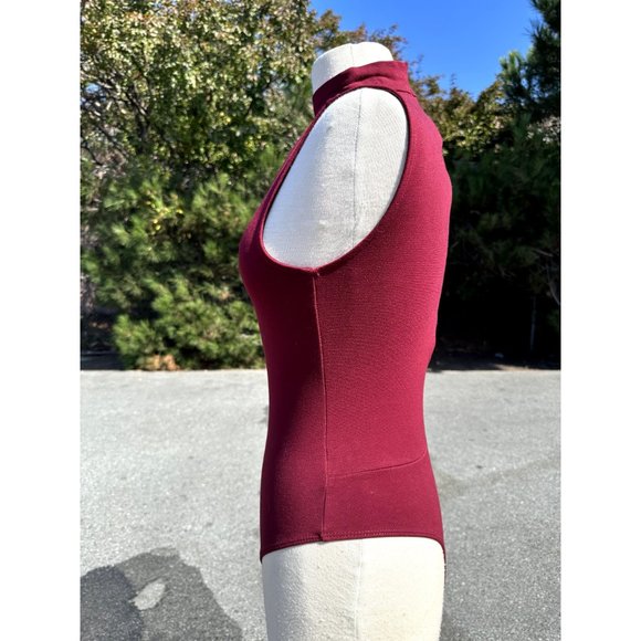 Lulu Womans Small Bodysuit Burgundy Powerhouses V Neck Sleeveless Pull On Modern - Picture 3 of 7